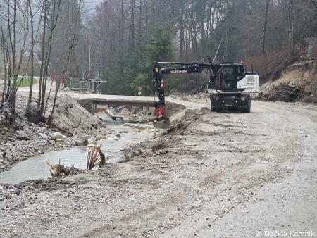 Sanacijska obnova vodotokov in hudournikov po poplavah (17)